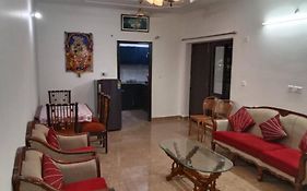 Chandralata Premium Home Stay Vrindavan